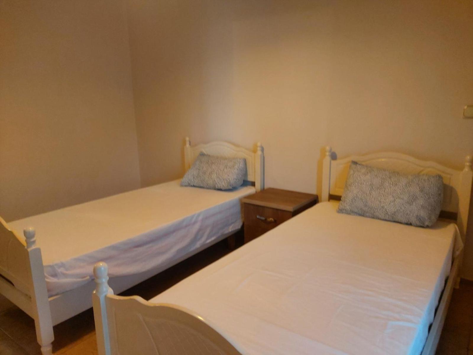 Thomas Apartments ซารานเดอ ภายนอก รูปภาพ
