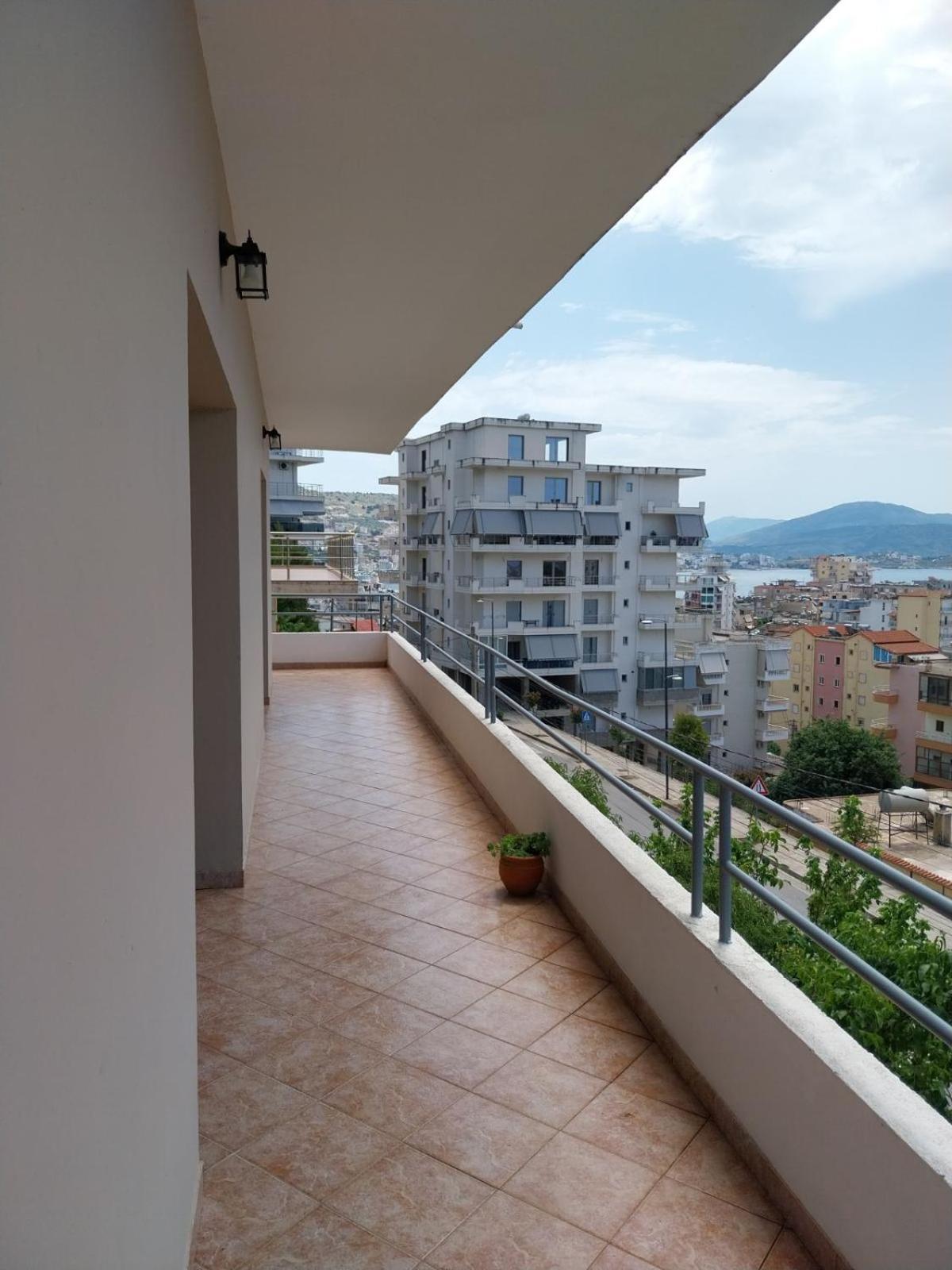 Thomas Apartments ซารานเดอ ภายนอก รูปภาพ